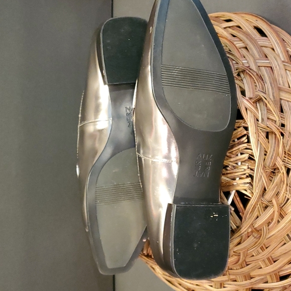 Naturalizer Women’s Slip-Ons•Bronze 8M•Leather Upper Upper•Like new - Picture 6 of 6